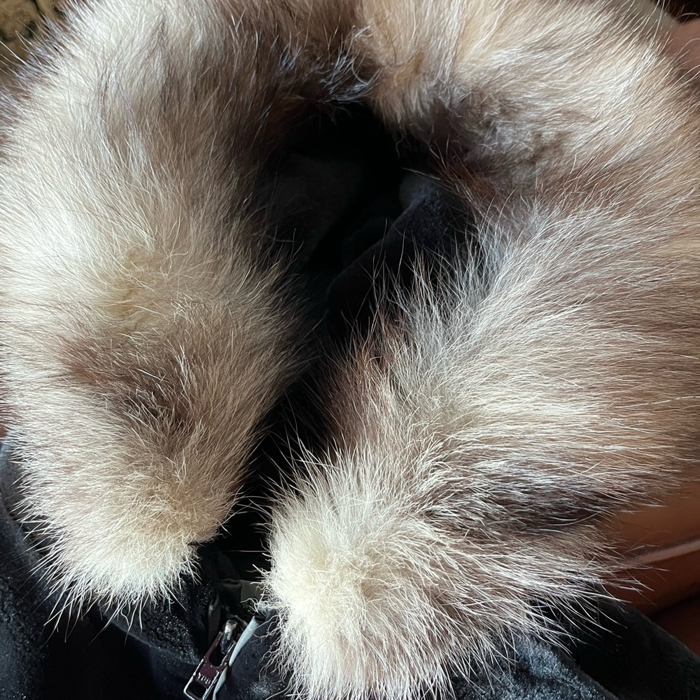 Women's Black genuine silver fox Fur-Trimmed Jacket